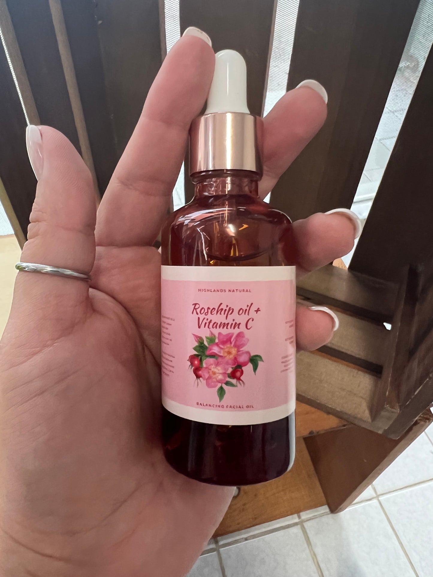 Rosehip oil + Vitamin C vegan skincare-3
