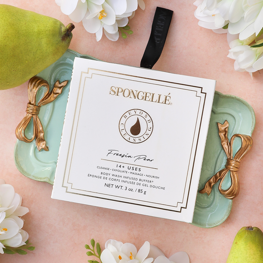 Freesia Pear | Vegan-Friendly Boxed Flower-1